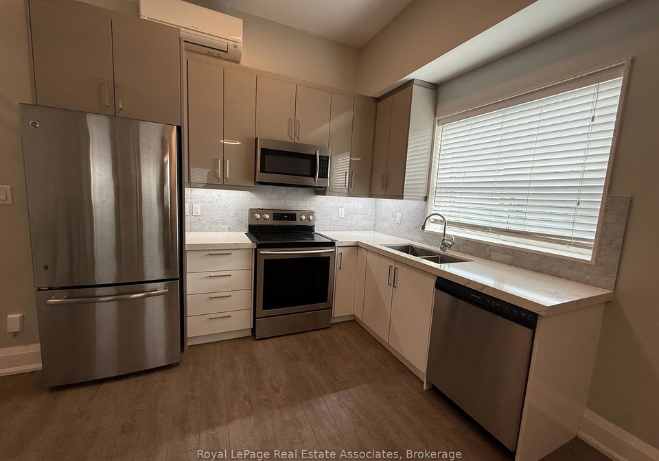 2548-eglinton-avenue-w-toronto-toronto-ontario-w13670370