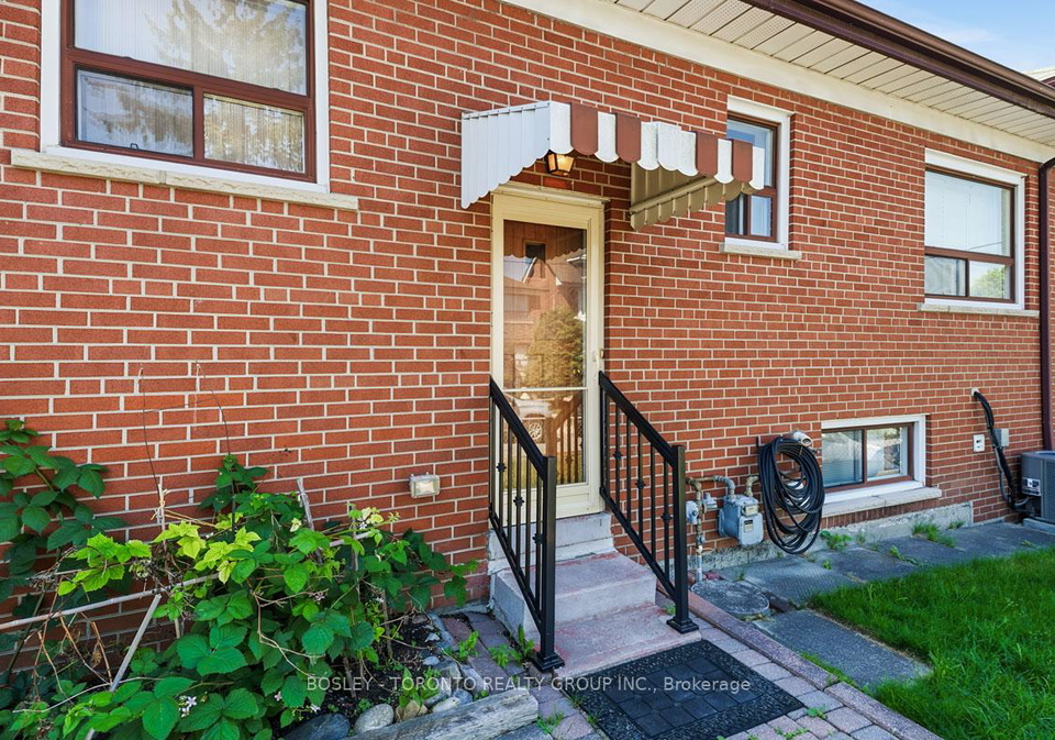 146-earlscourt-avenue-toronto-toronto-ontario-w13670374