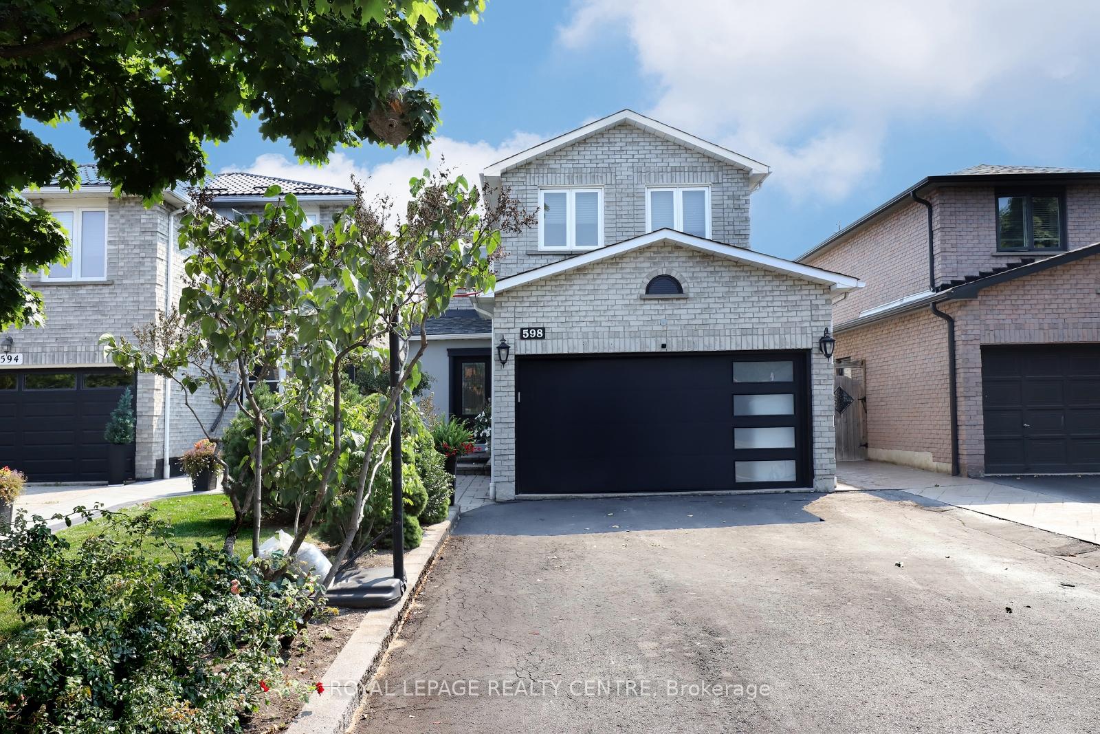 598-pilcom-court-mississauga-ontario-w13670378