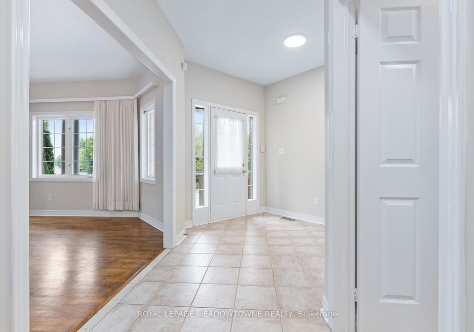 10-orchard-park-gate-brampton-ontario-w13670388