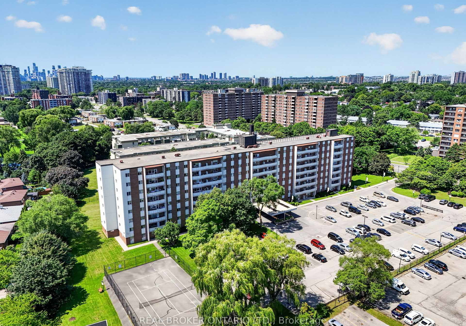 1660-bloor-street-mississauga-ontario-w13670448