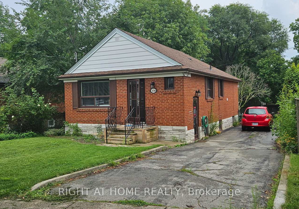 130-prince-charles-drive-oakville-ontario-w13670462