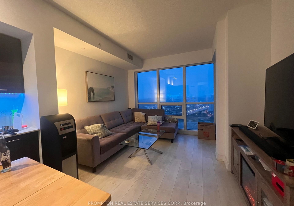2220-lakeshore-boulevard-w-toronto-etobicoke-ontario-w13670470