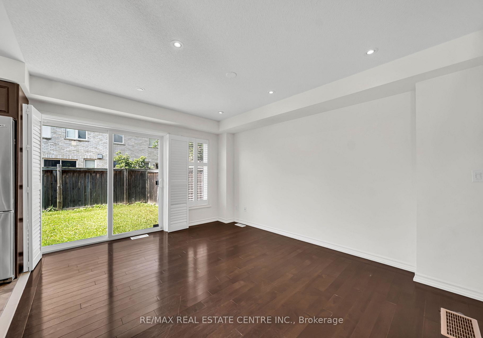 4215-cole-crescent-burlington-ontario-w13670492