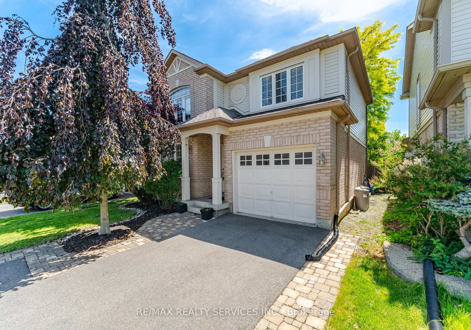 1131-zimmerman-crescent-milton-ontario-w13670508