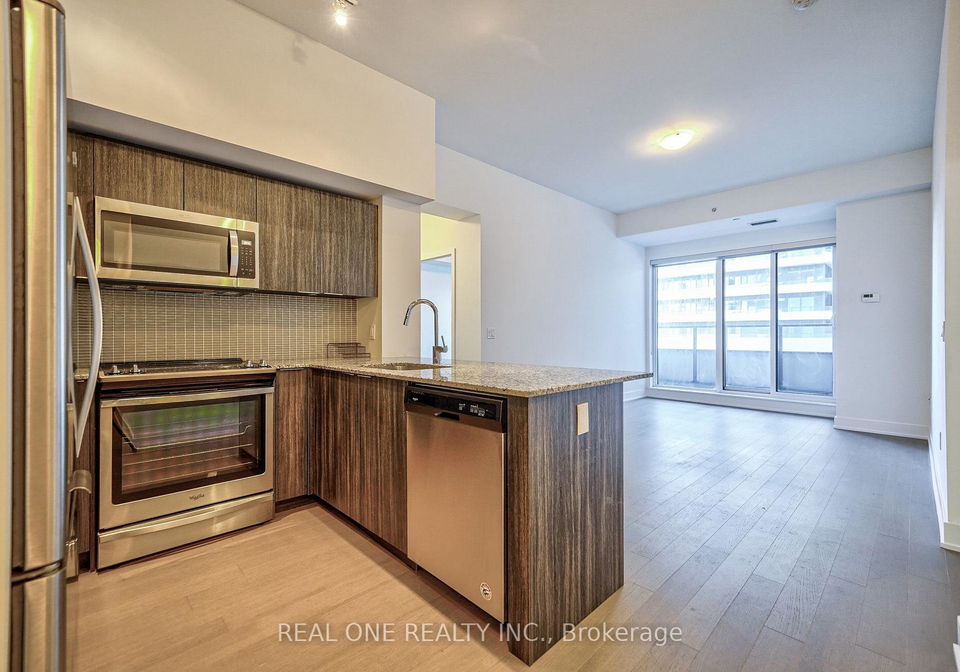 30-shore-breeze-drive-toronto-etobicoke-ontario-w13670534