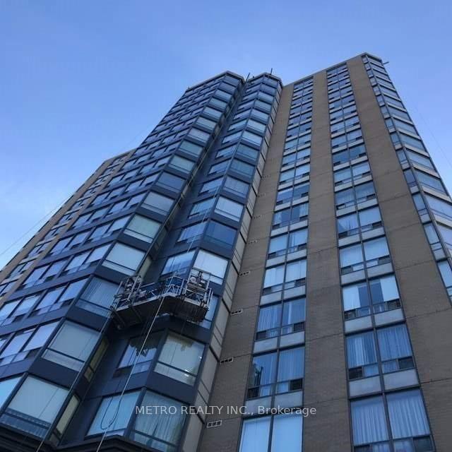 1-hickory-tree-road-toronto-north-york-ontario-w13670554
