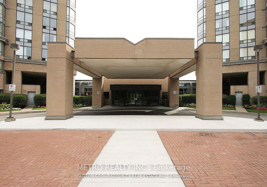 1-hickory-tree-road-toronto-north-york-ontario-w13670554