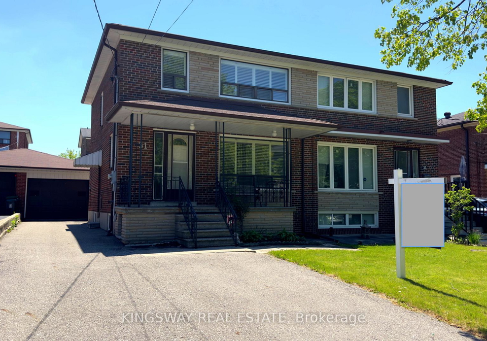 31-quinan-drive-toronto-north-york-ontario-w13670614