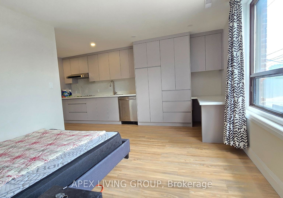 10-mimico-avenue-toronto-etobicoke-ontario-w13670620