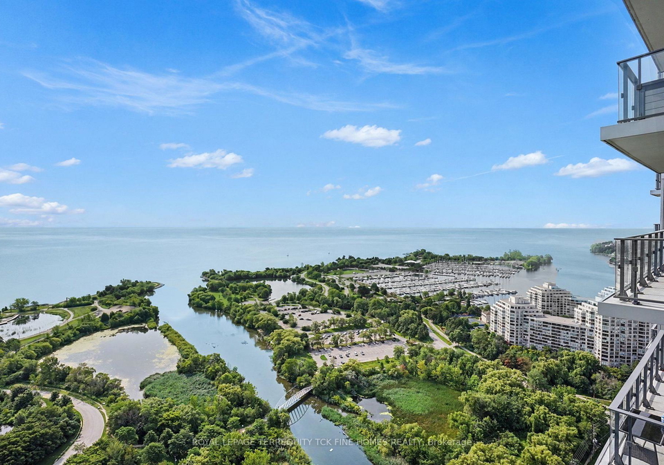 2200-lake-shore-boulevard-w-toronto-etobicoke-ontario-w13670638