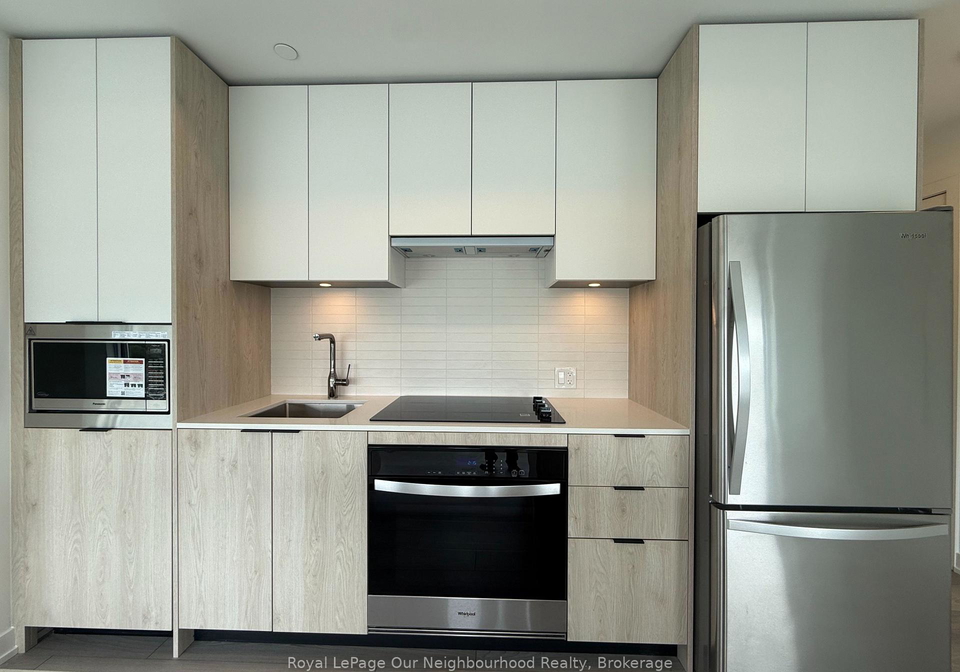 1007-the-queensway-toronto-etobicoke-ontario-w13670712