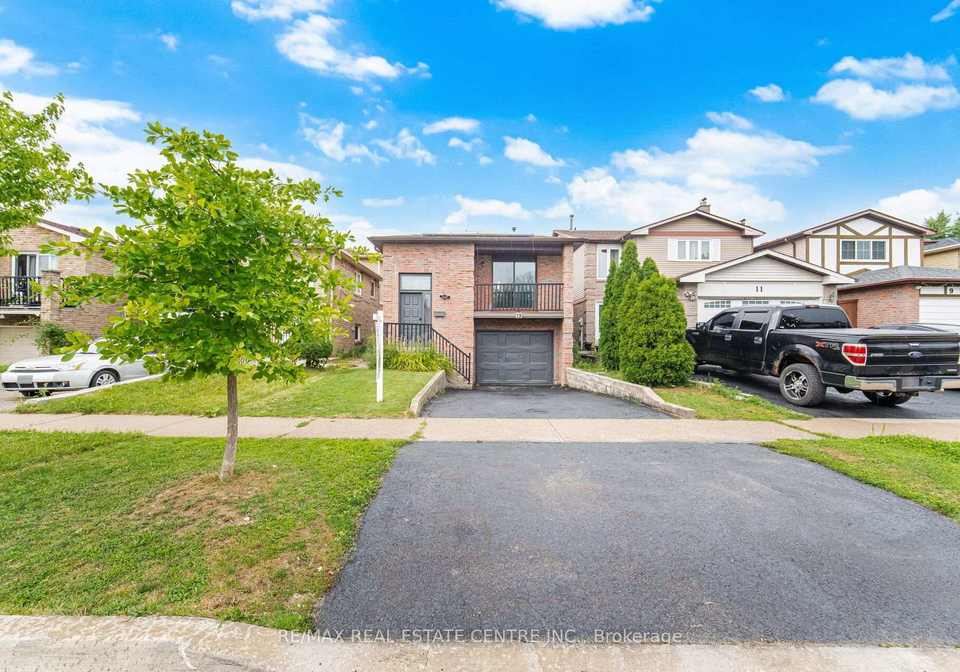 13-dafoe-crescent-brampton-ontario-w13670738