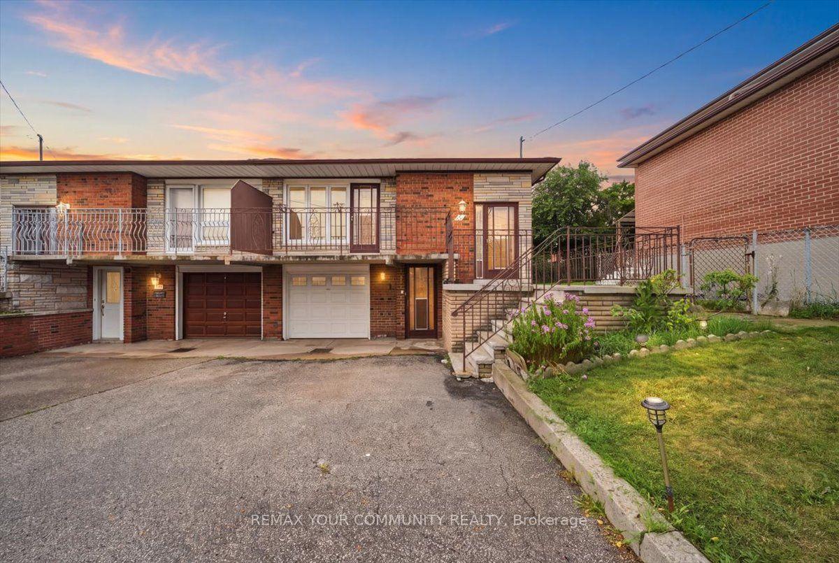 9-hisey-crescent-toronto-york-ontario-w13670792