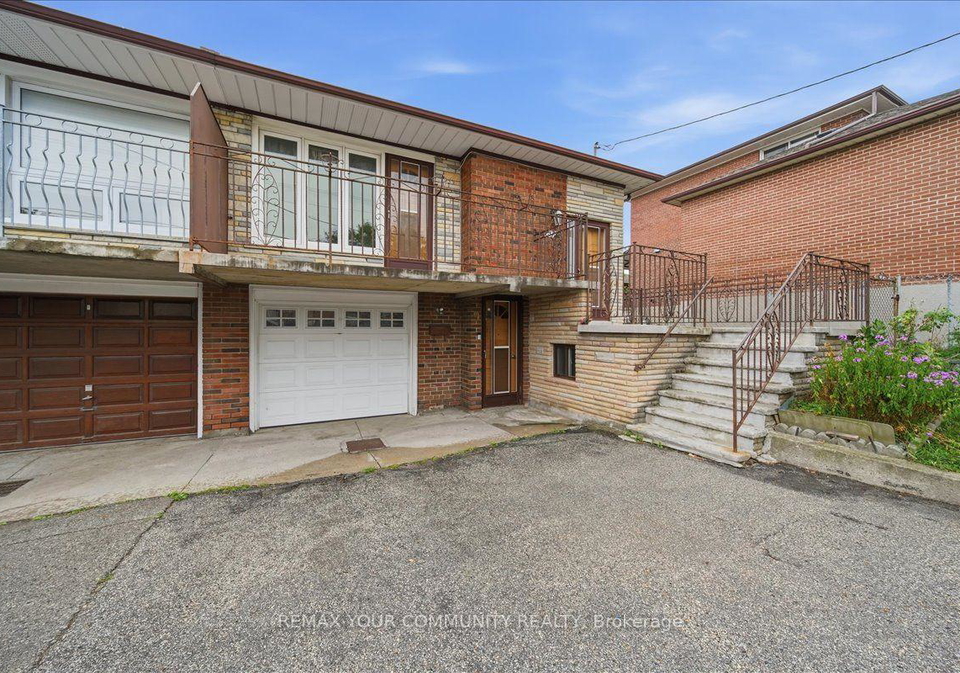 9-hisey-crescent-toronto-york-ontario-w13670792