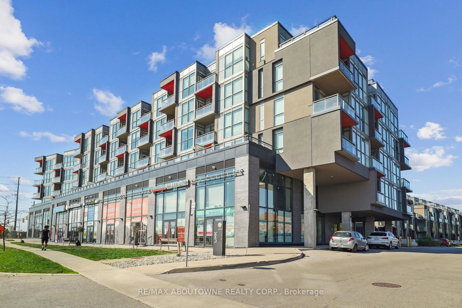 5260-dundas-street-burlington-ontario-w13670806