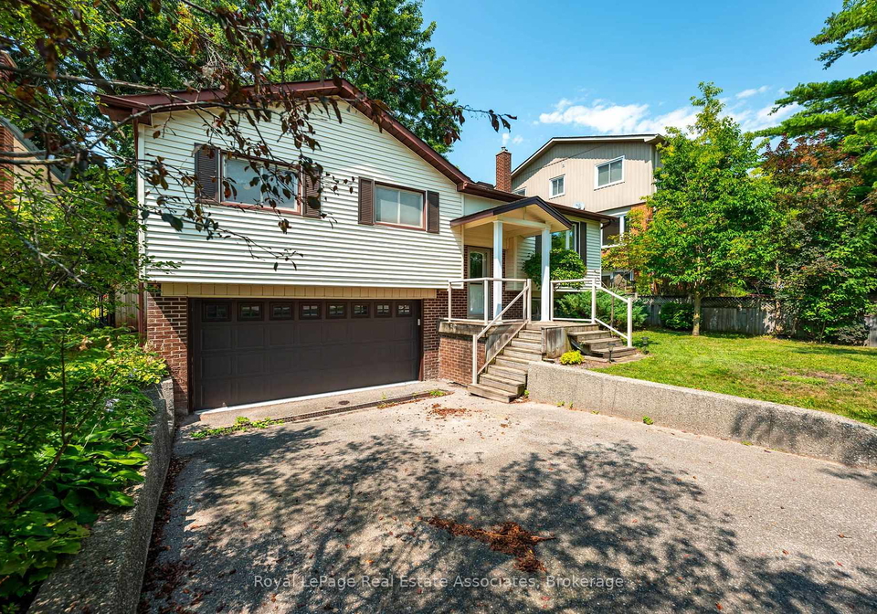 11-berry-street-halton-hills-ontario-w13670912