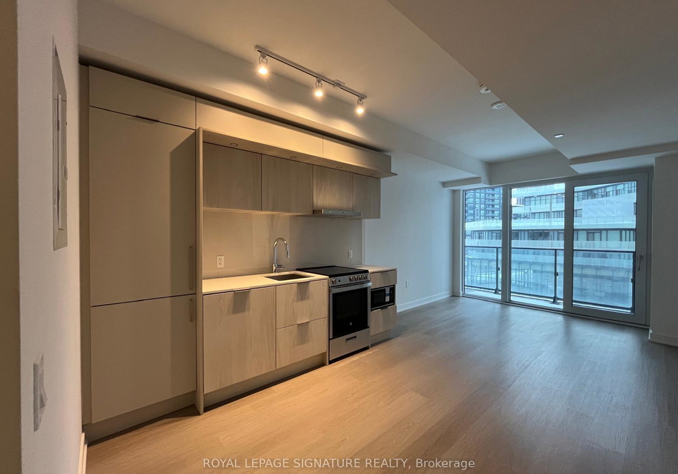 448-burnhamthorpe-road-w-mississauga-ontario-w13671072