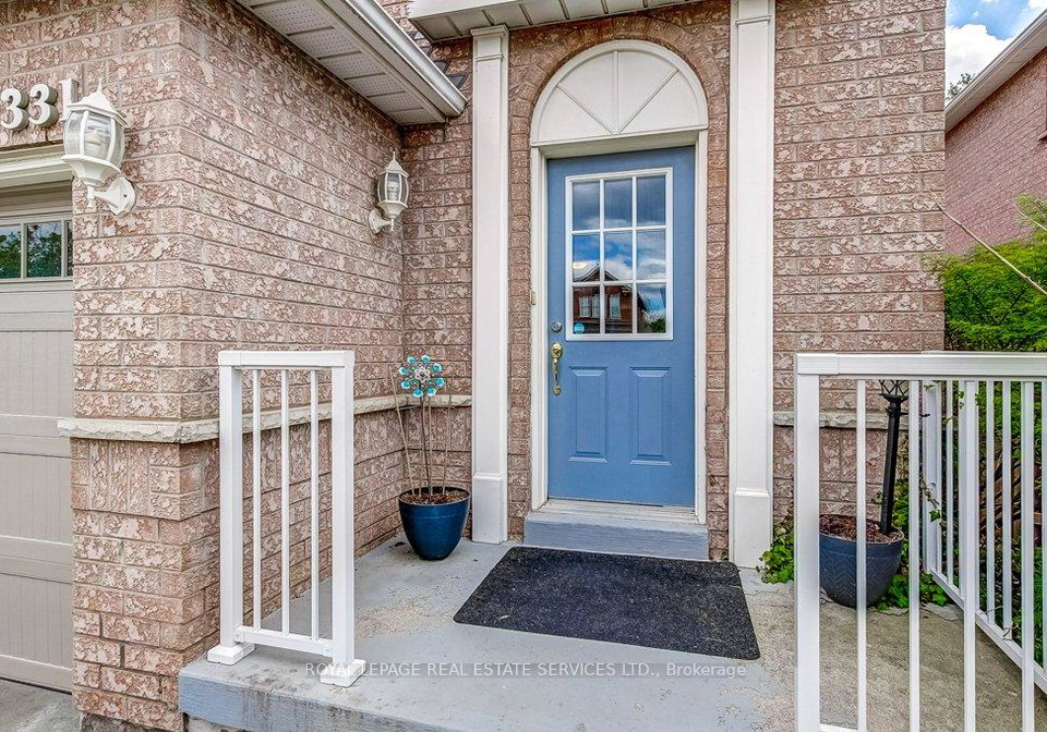 331-ravineview-way-oakville-ontario-w13671098