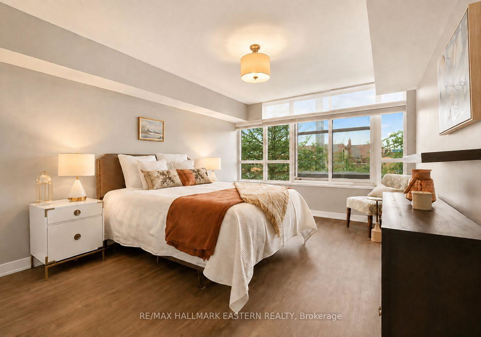 11-superior-avenue-toronto-etobicoke-ontario-w13671108