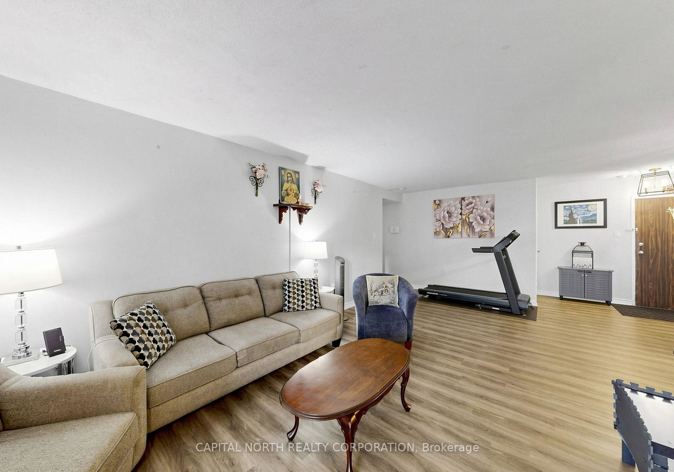 21-knightsbridge-road-brampton-ontario-w13671146