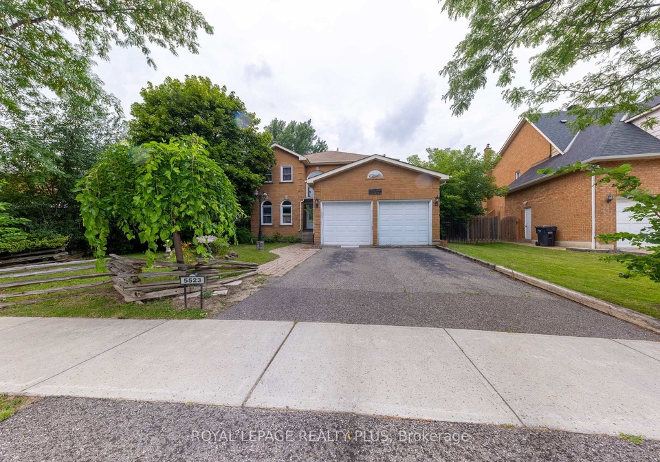 5523-edencroft-acres-mississauga-ontario-w13671242