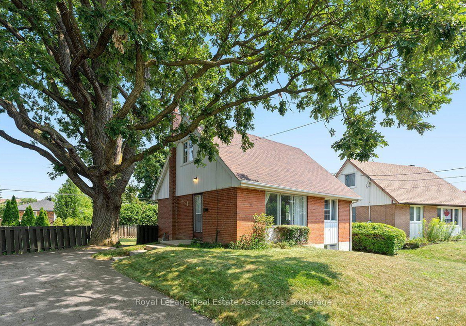 64-mcintyre-crescent-halton-hills-ontario-w13671336
