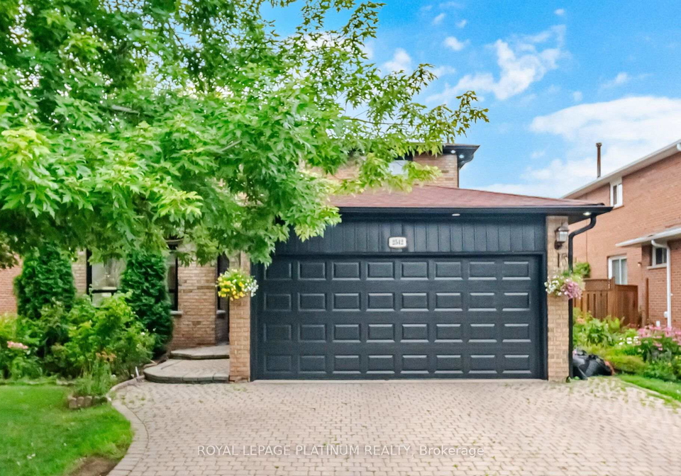 2542-pollard-drive-mississauga-ontario-w13671352