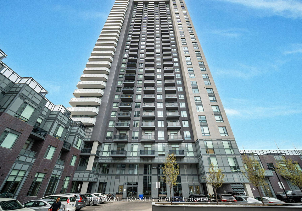 8-nahani-way-mississauga-ontario-w13671460