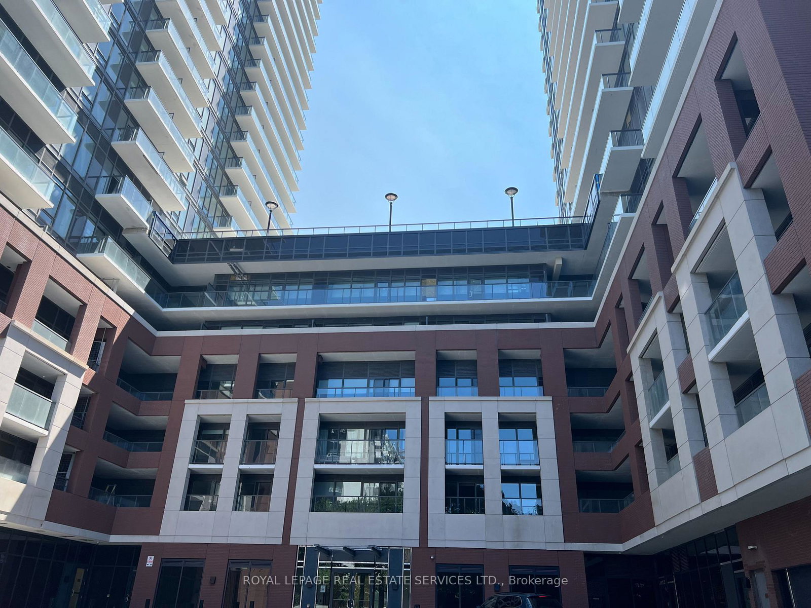 4010-eglinton-avenue-w-toronto-etobicoke-ontario-w13671654