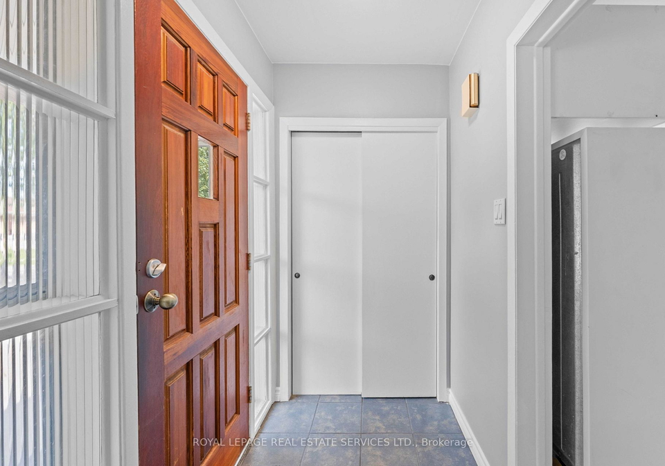 102-wareside-road-toronto-etobicoke-ontario-w13671680