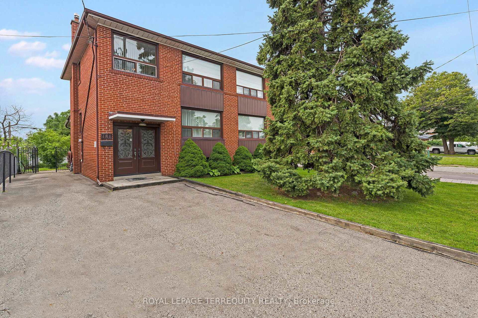 181-pellatt-avenue-toronto-north-york-ontario-w13671718