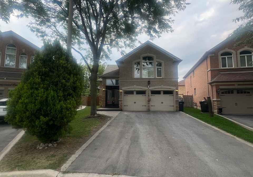 7-ladywood-court-brampton-ontario-w13671788