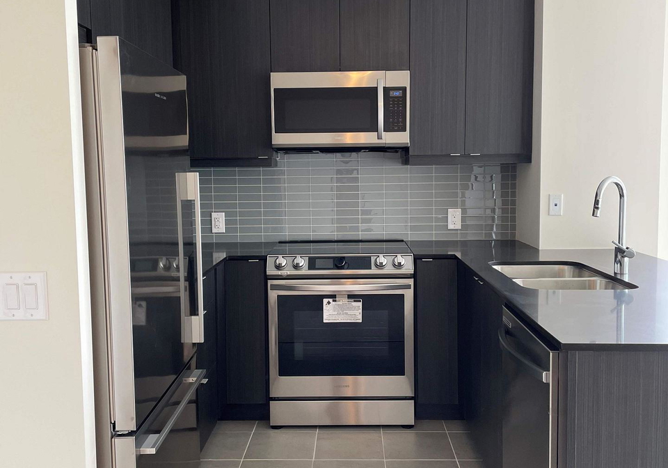 50-thomas-riley-road-nw-toronto-etobicoke-ontario-w13671890