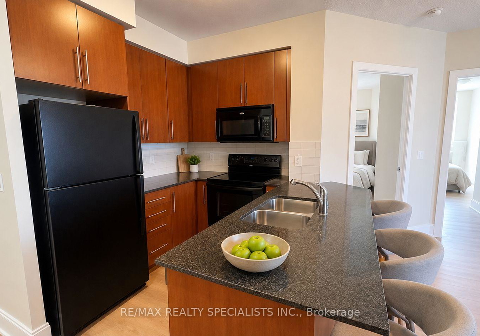 330-burnhamthorpe-road-w-mississauga-ontario-w13671930