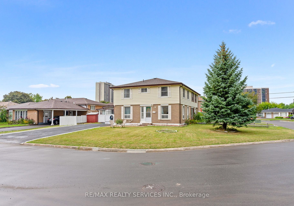 34-cathcart-crescent-brampton-ontario-w13671988