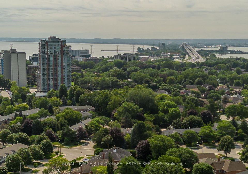 1238-sable-drive-burlington-ontario-w13672054