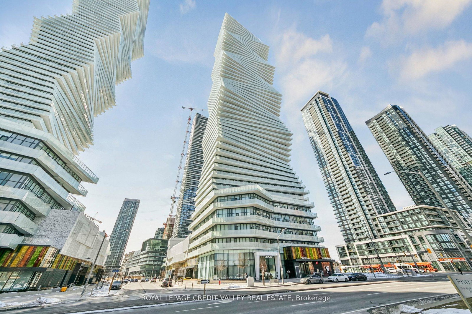 3900-confederation-parkway-mississauga-ontario-w13672096