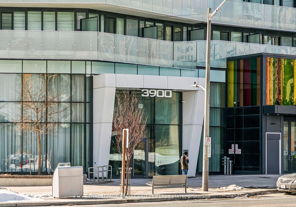 3900-confederation-parkway-mississauga-ontario-w13672096