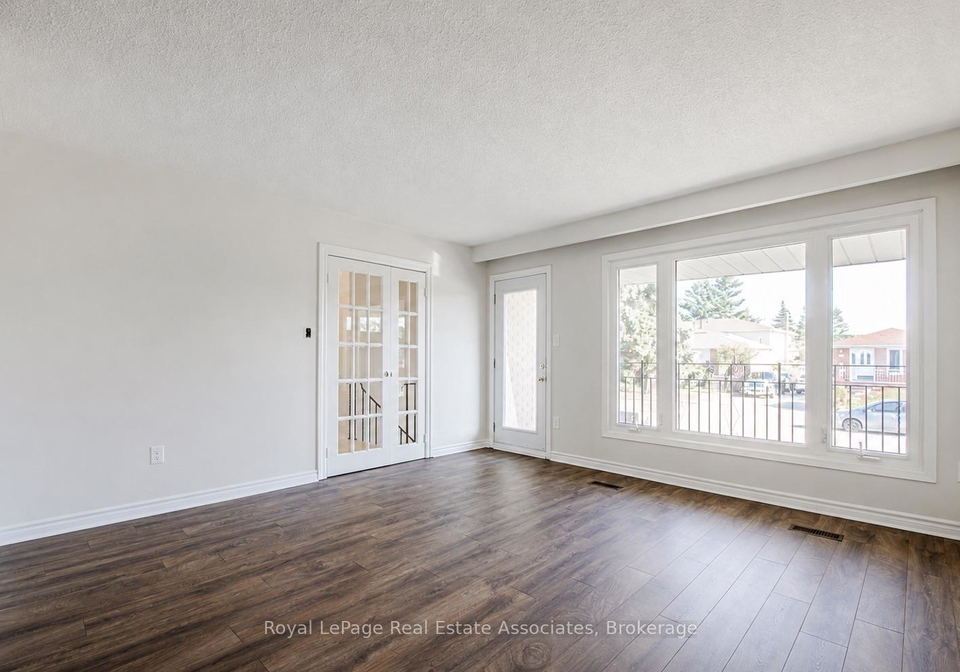 2393-whaley-drive-mississauga-ontario-w13672112
