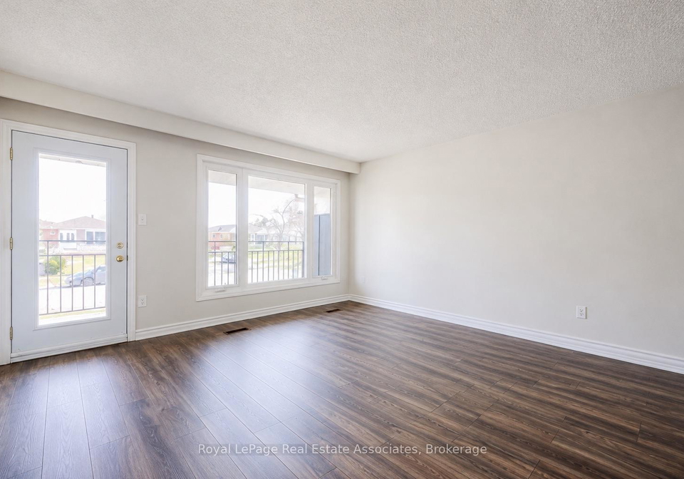 2393-whaley-drive-mississauga-ontario-w13672112