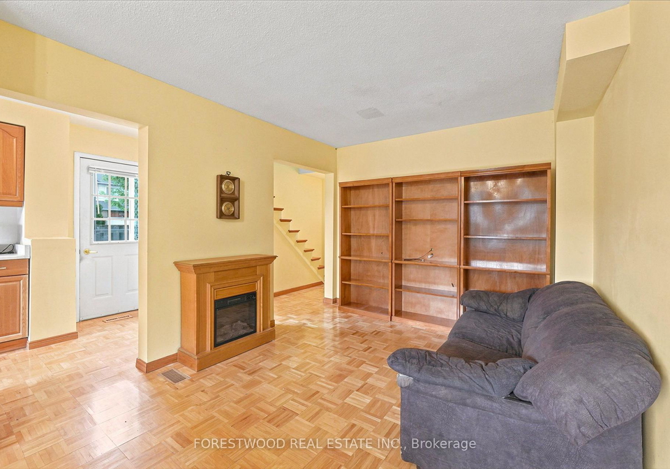 4110-quaker-hill-drive-mississauga-ontario-w13672128