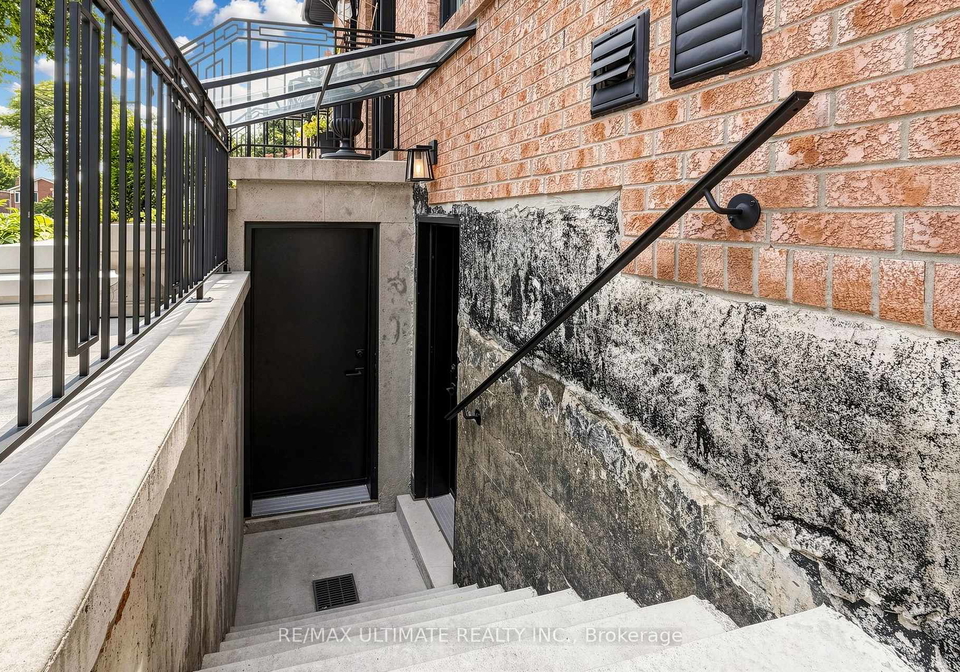 10-warbeck-place-toronto-etobicoke-ontario-w13672152