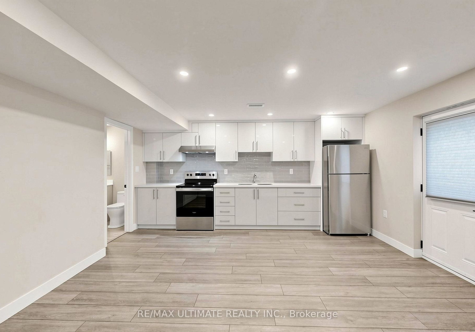 10-warbeck-place-toronto-etobicoke-ontario-w13672152