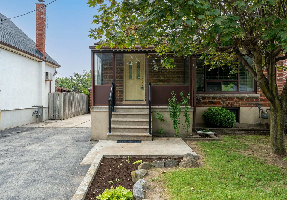 67-bentworth-avenue-toronto-north-york-ontario-w13672344