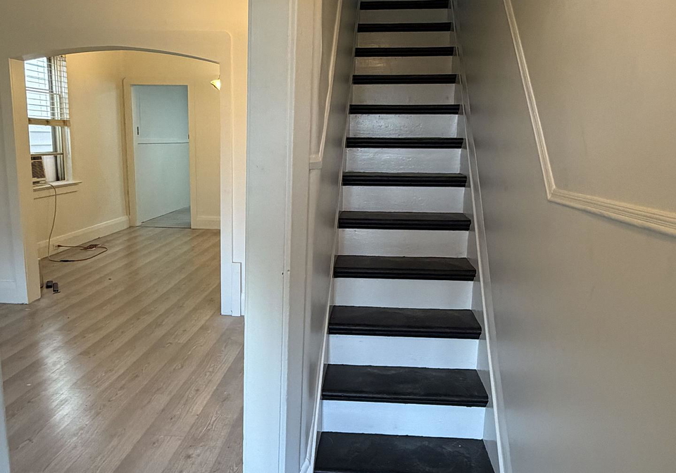 48-corby-avenue-toronto-toronto-ontario-w13672404