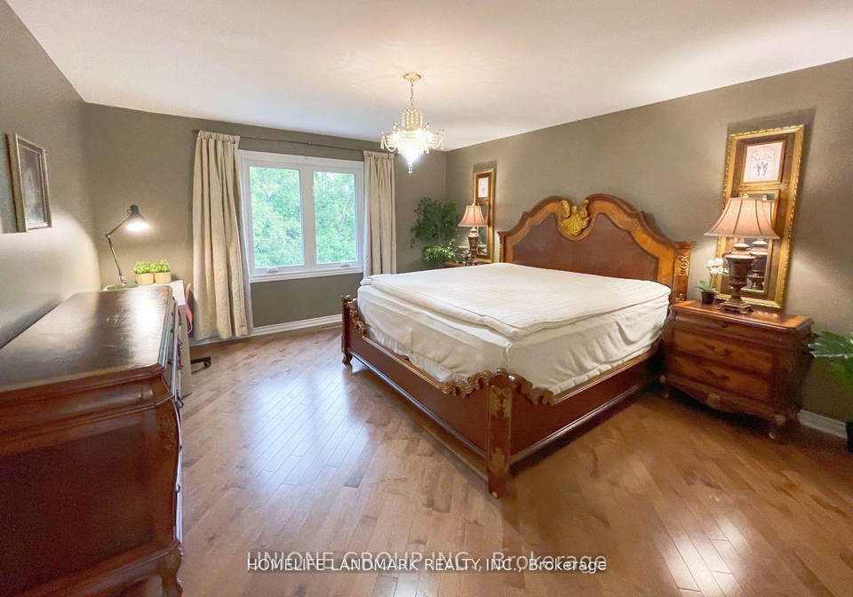 2415-jarvis-street-mississauga-ontario-w13672450