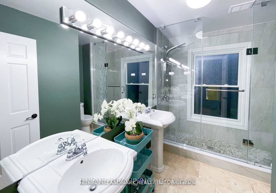 2415-jarvis-street-mississauga-ontario-w13672450