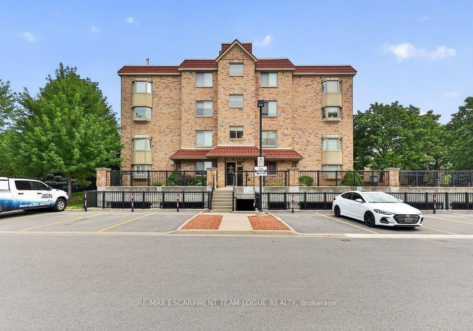 3499-upper-middle-road-burlington-ontario-w13672560