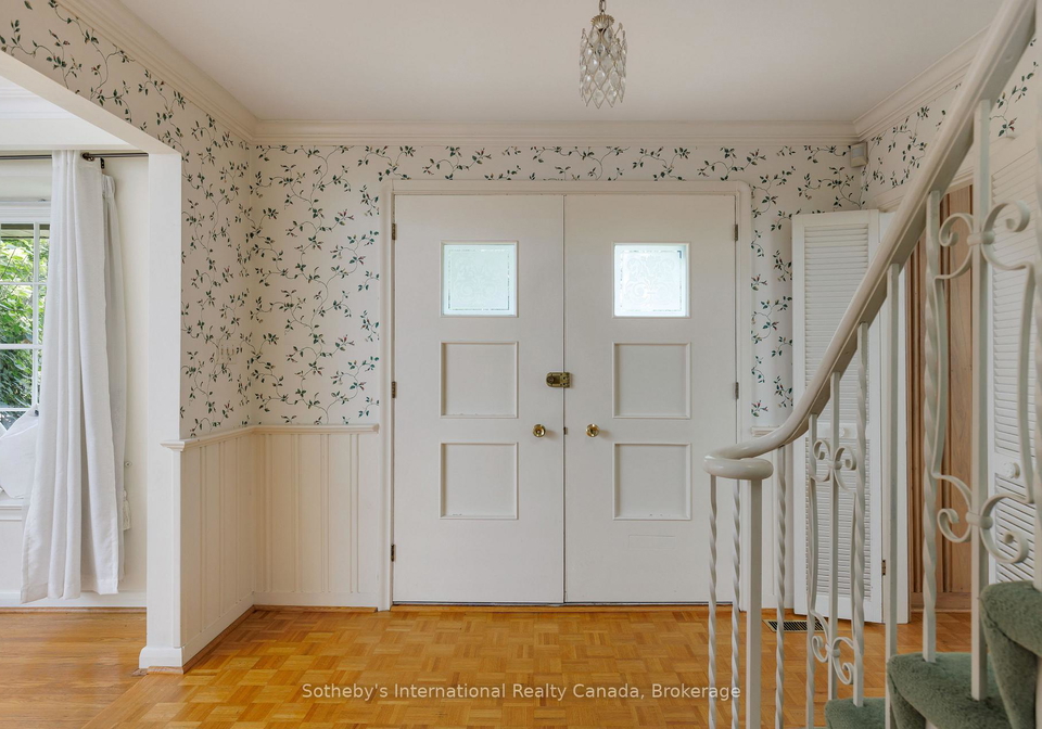 174-claxton-drive-oakville-ontario-w13672736